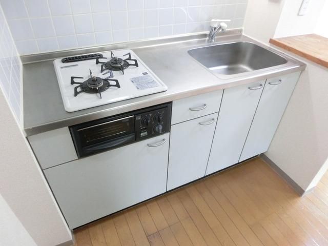 キッチン　２口ガスシステムキッチン