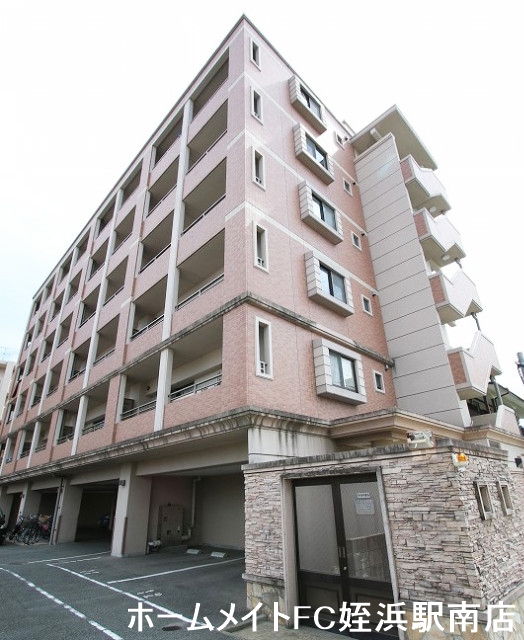 建物外観　★立派なマンションタイプ♪★