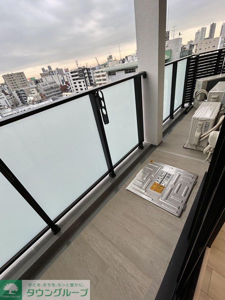 バルコニー　バルコニー