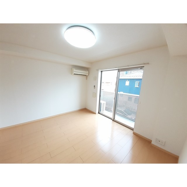 居室・リビング　※反転写真有り