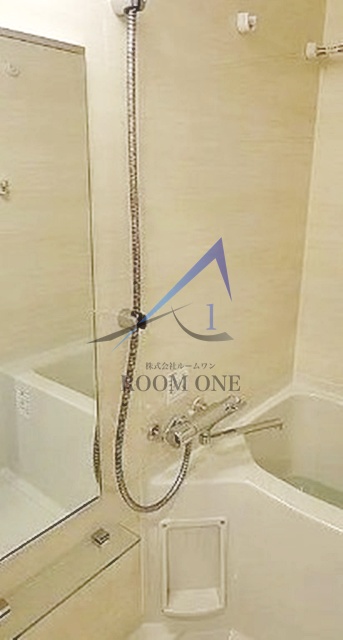 バス・シャワールーム　お風呂です。