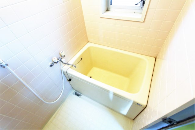 バス・シャワールーム　参考写真（同物件別部屋）