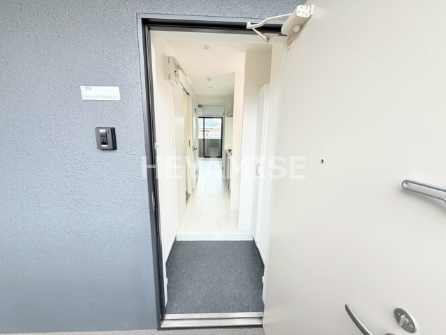 玄関　※同物件同室タイプの画像になります※現状を優先します※