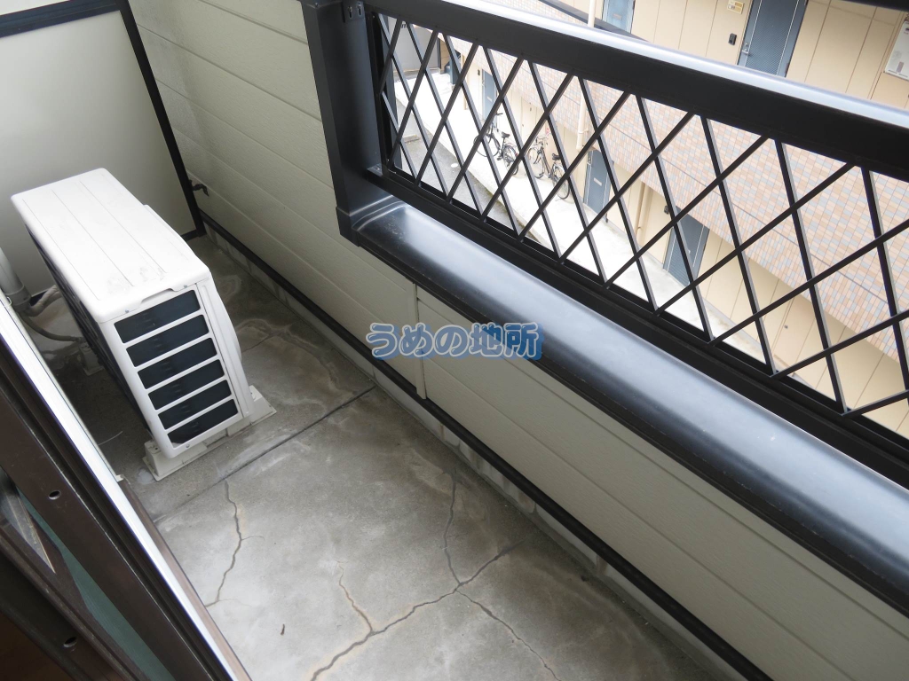 バルコニー　バルコニー