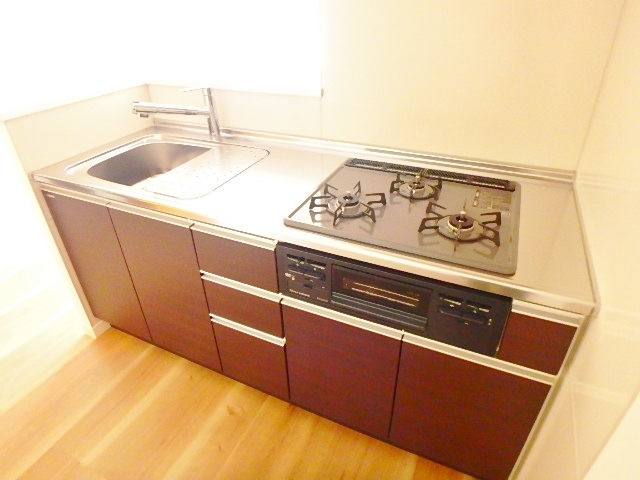 キッチン　同施工会社の参考写真になります。