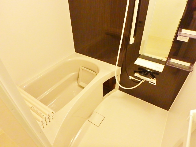 バス・シャワールーム　同施工会社の参考写真になります。