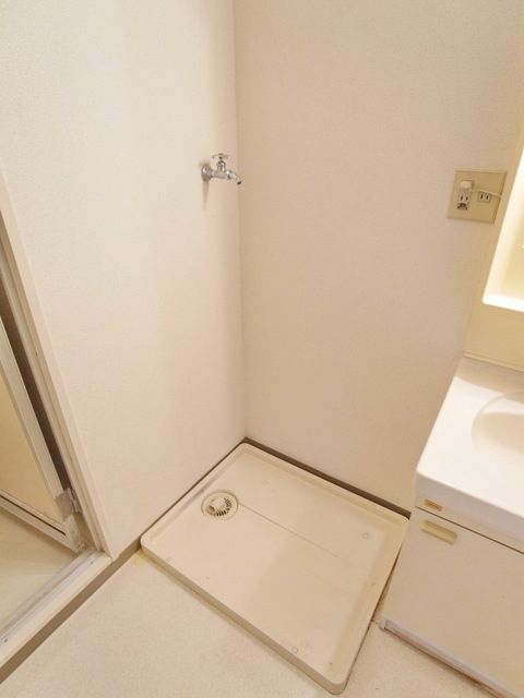 その他　♪あると何だか安心な洗濯機バン付き♪