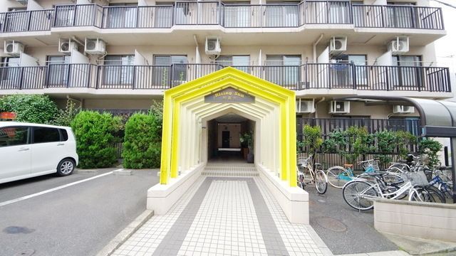 エントランス　エントランス