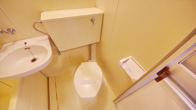 トイレ　トイレ