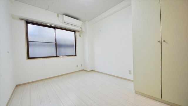 居室・リビング　洋室