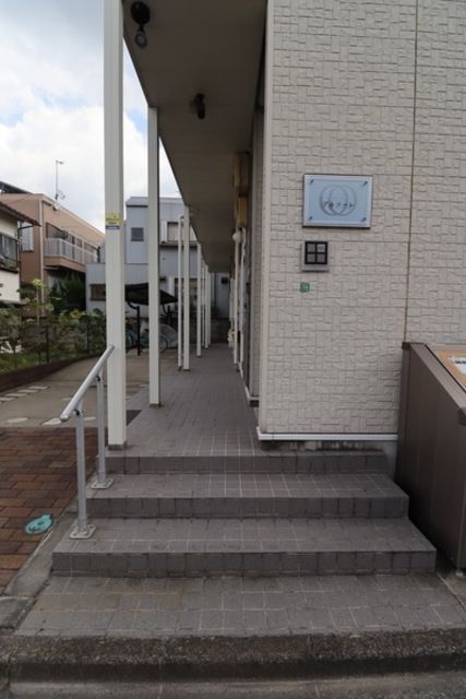 エントランス　★お問い合わせはタウンハウジングまで★