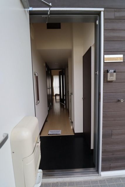 玄関　★お問い合わせはタウンハウジングまで★