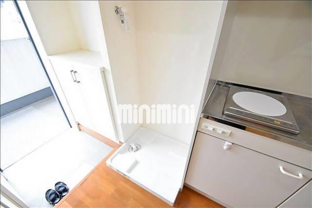 玄関　室内洗濯機置き場完備です