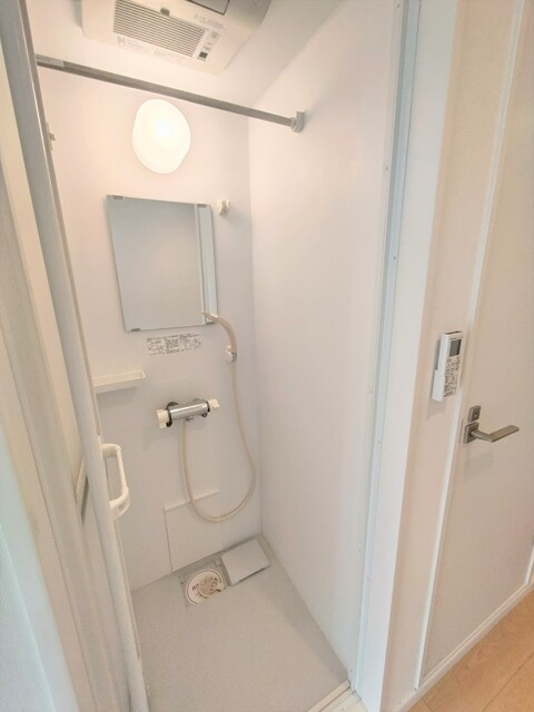 バス・シャワールーム　★シャワールーム※浴槽の設置はございません。