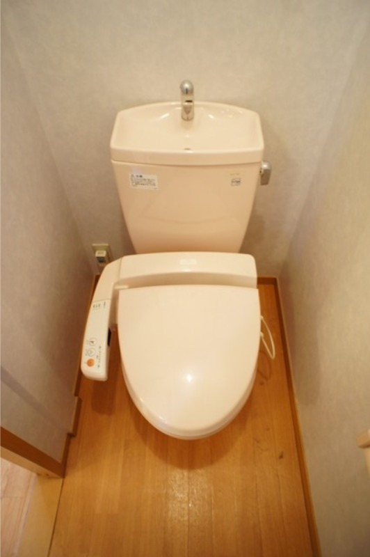 トイレ　図面と現状に相違がある場合には現状を優先