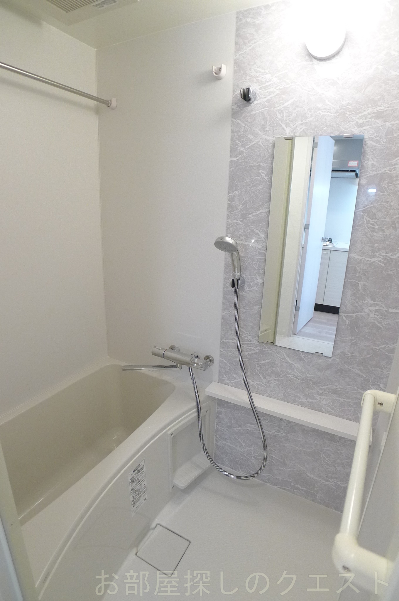 バス・シャワールーム　（写真は同仕様）