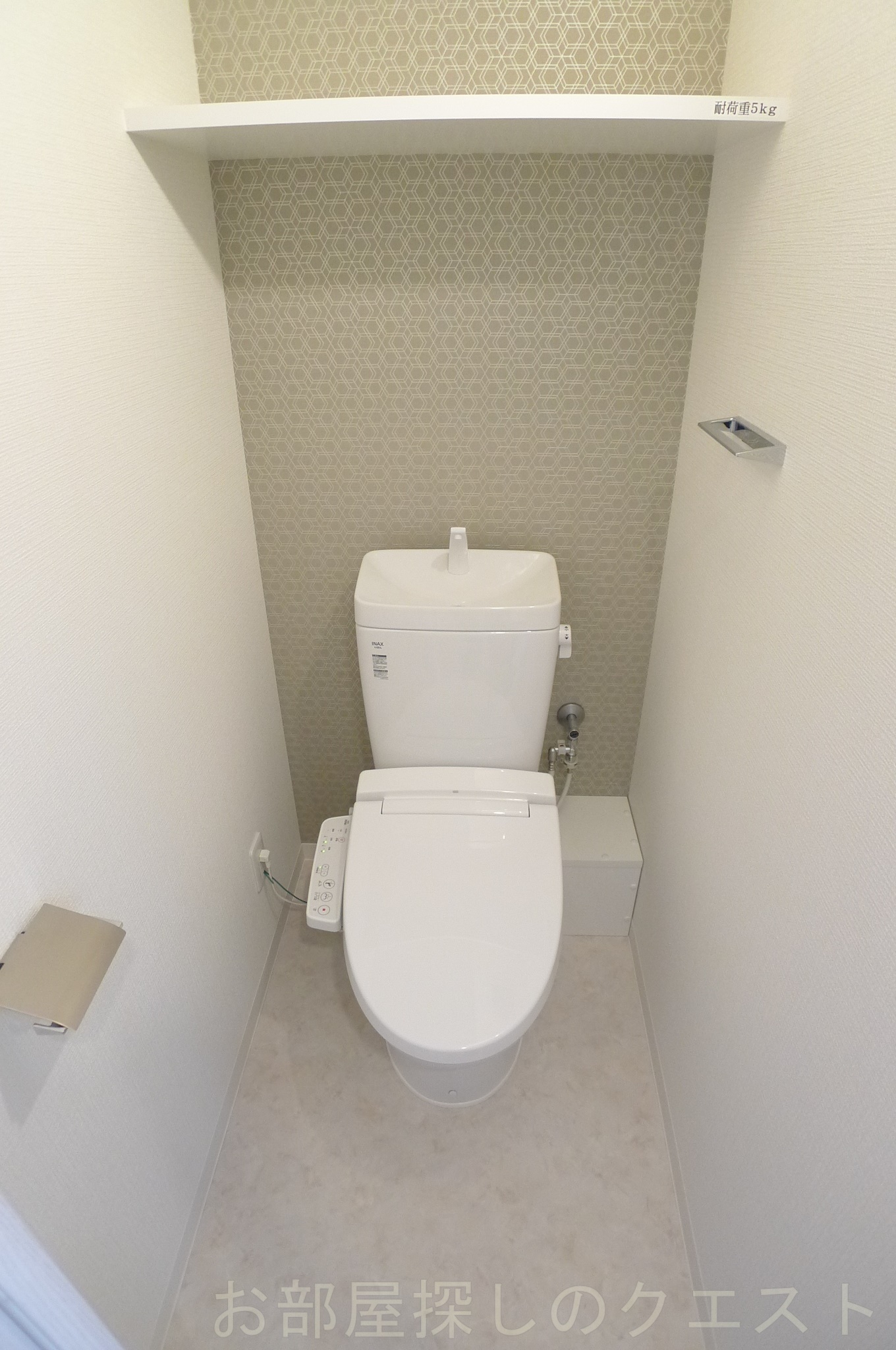 トイレ　（写真は同仕様）