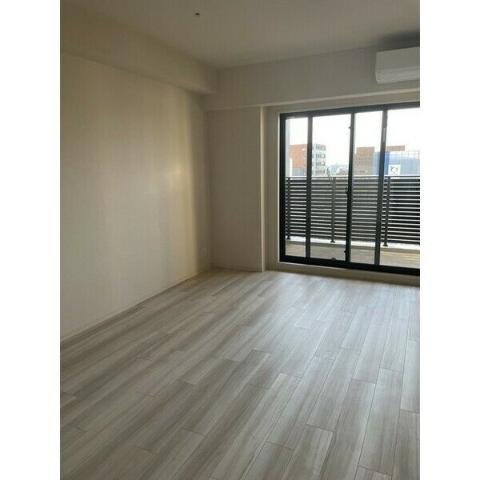 居室・リビング　室内