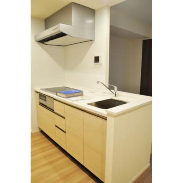 キッチン　※写真は同タイプ住戸です。