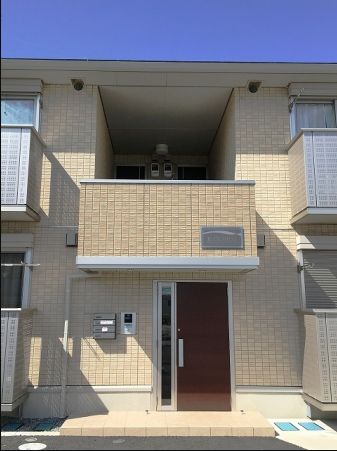 エントランス　ネット無料。エントランスです。