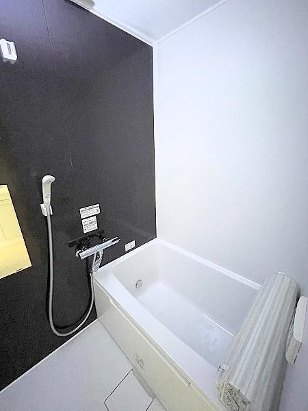 バス・シャワールーム　追い焚き機能付き