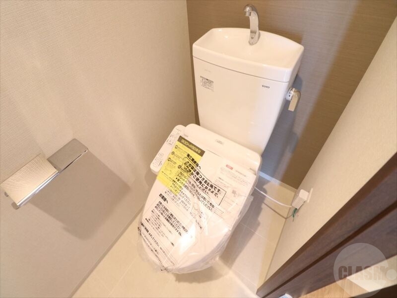 トイレ　温水洗浄便座