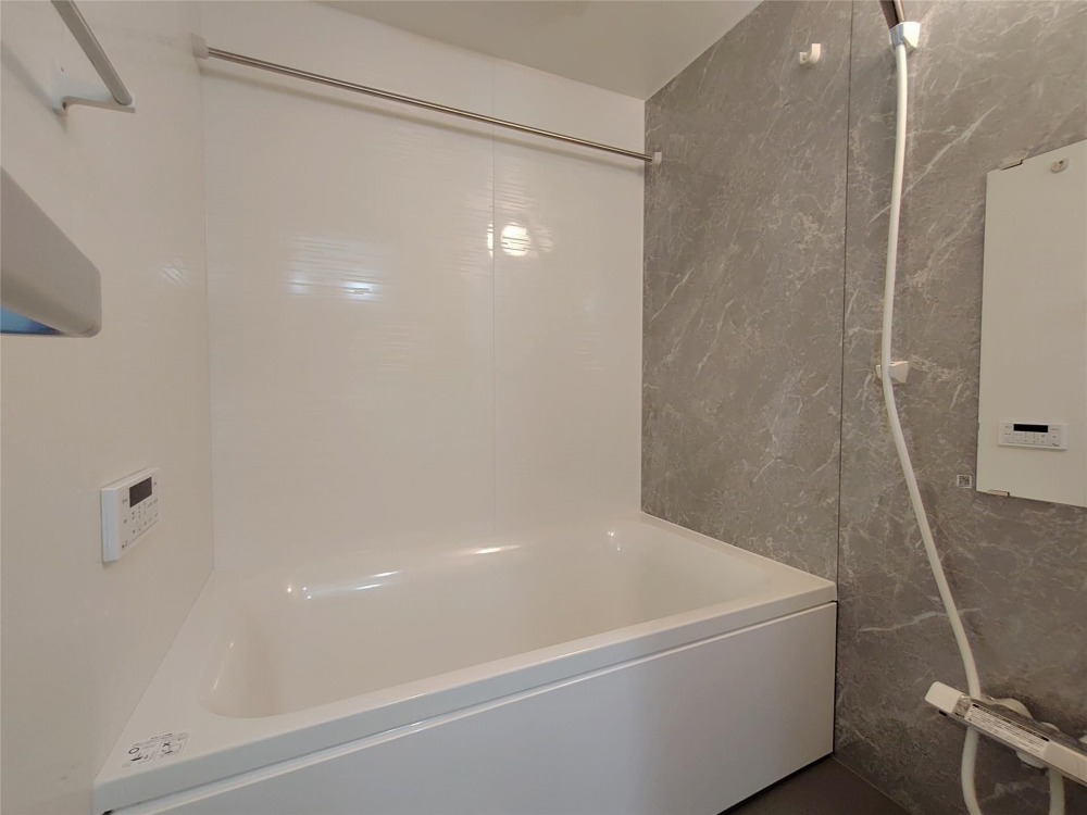 バス・シャワールーム　バス・シャワールーム