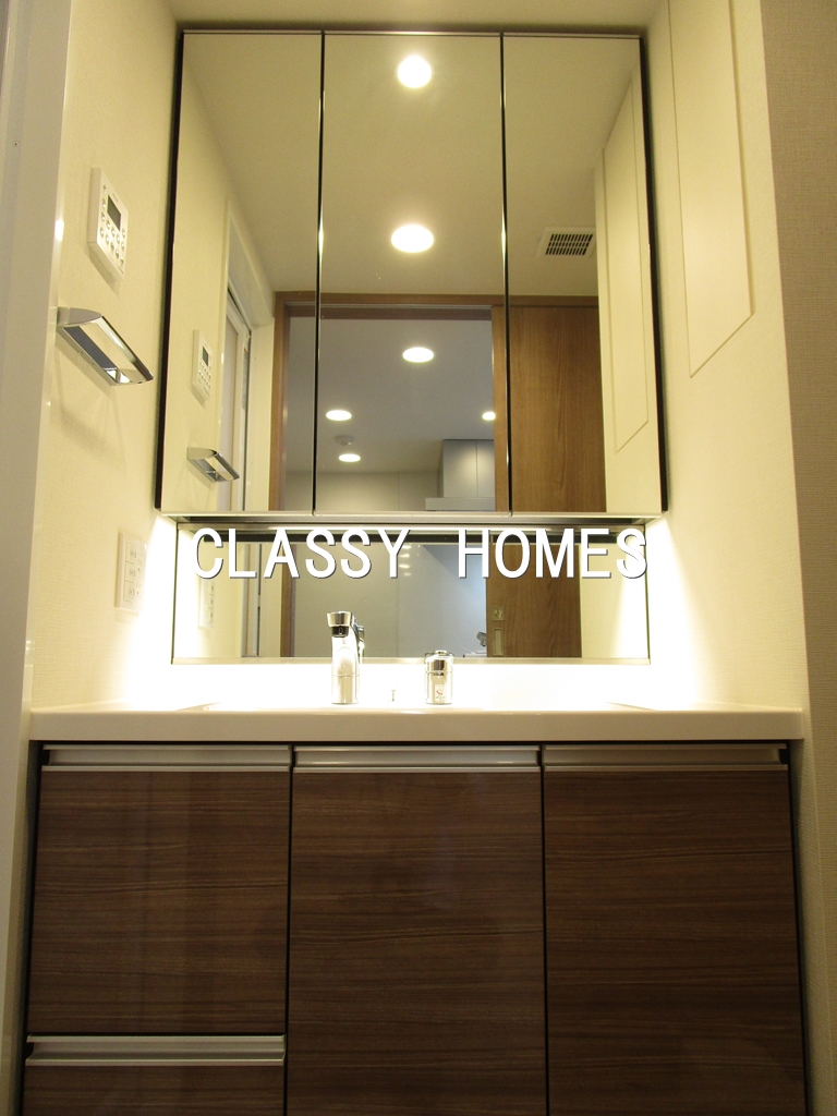 洗面設備　2021年竣工　グランリビオ芝大門：洗面台