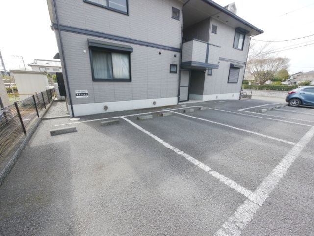 駐車場　★敷地内の駐車場です★