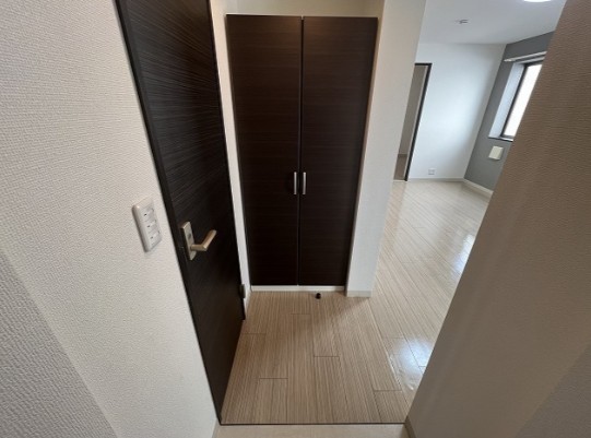 玄関　玄関部分