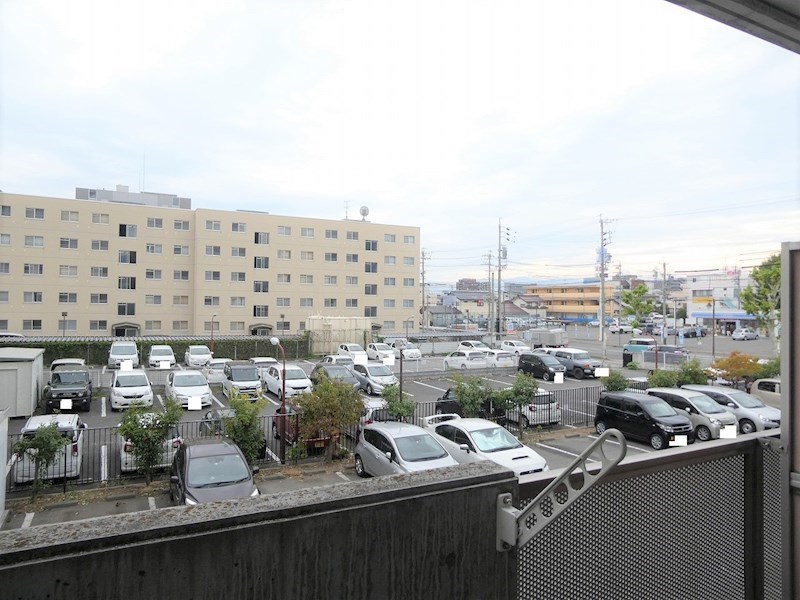 眺望　写真は201号室です（参考）