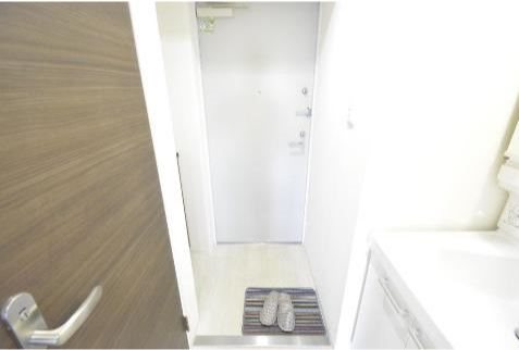 玄関　★見学予約受付中★