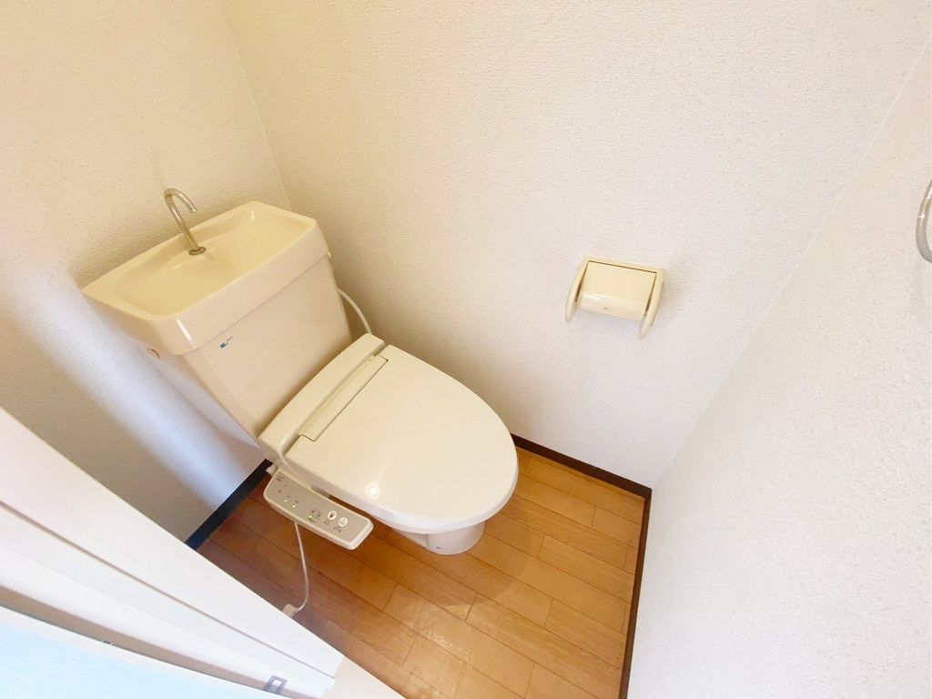 トイレ　トイレ