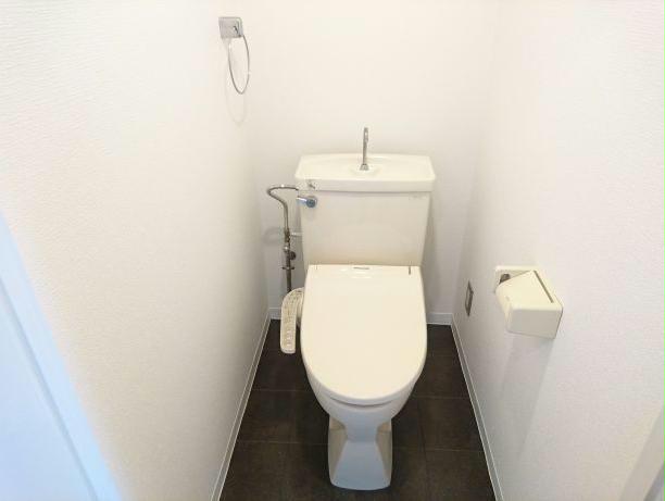 トイレ　※別部屋写真