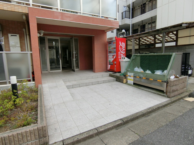 エントランス　エントランス