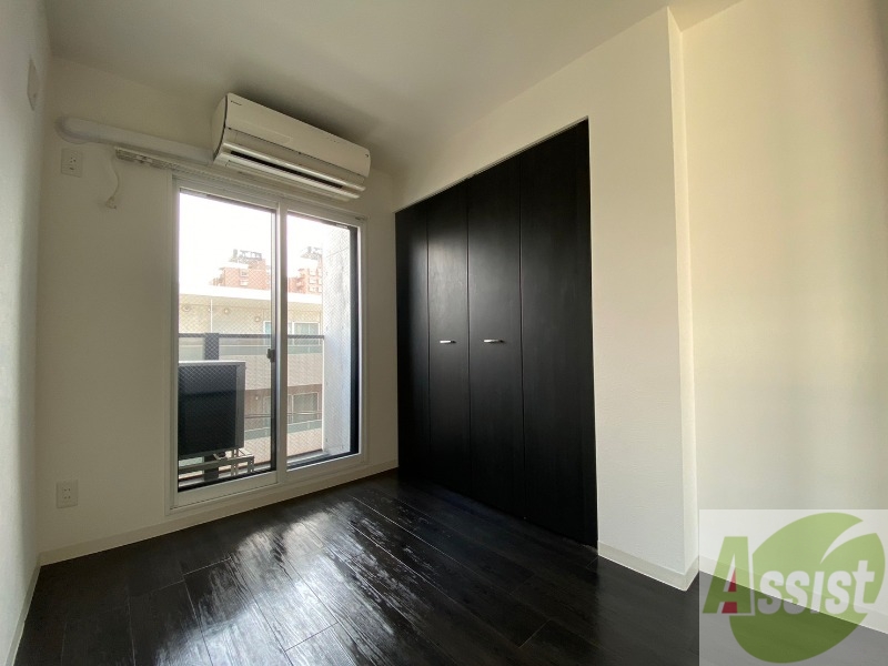 その他部屋・スペース　洋室の家具の配置を考えてみるのも楽しいですよ。