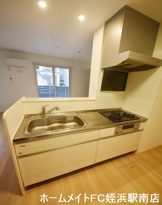 キッチン　★３口コンロで料理が捗ります♪★参考写真