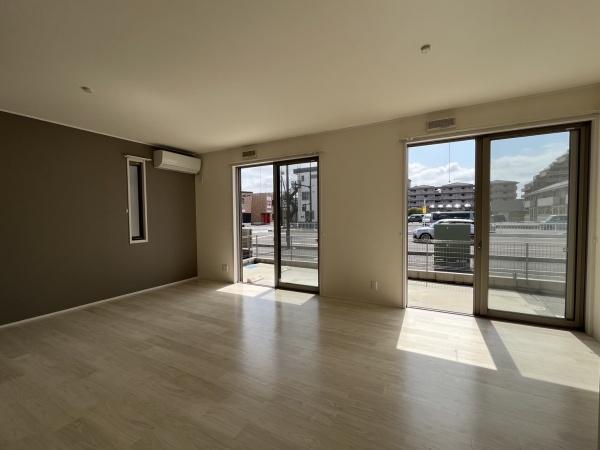 その他　ゆったりしたリビングダイニング