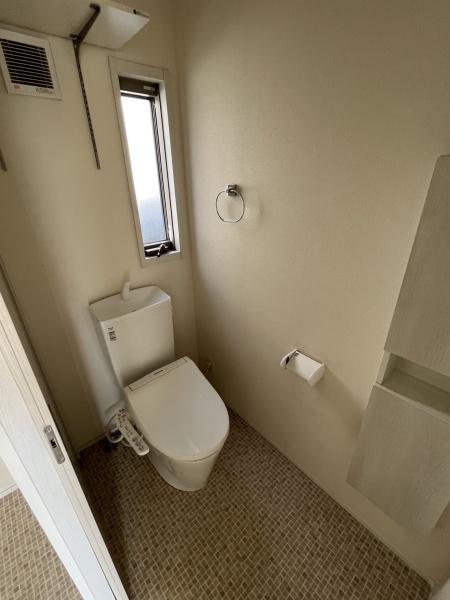 トイレ　ウォシュレット完備