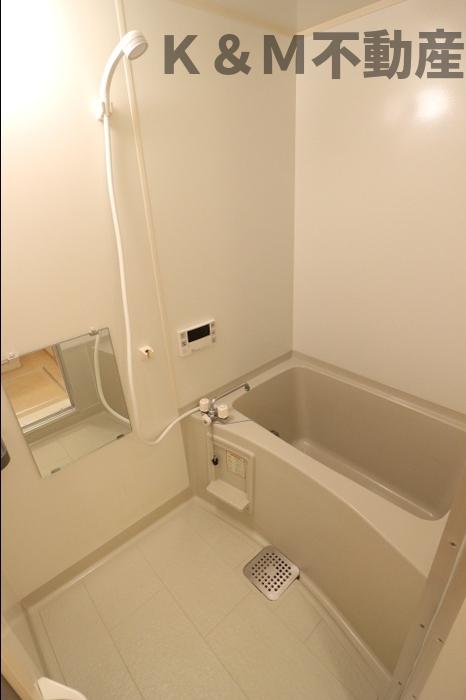 バス・シャワールーム　きれいなお風呂です