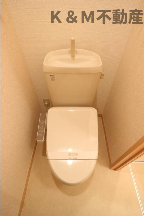 トイレ　ゆったりとした空間のトイレです