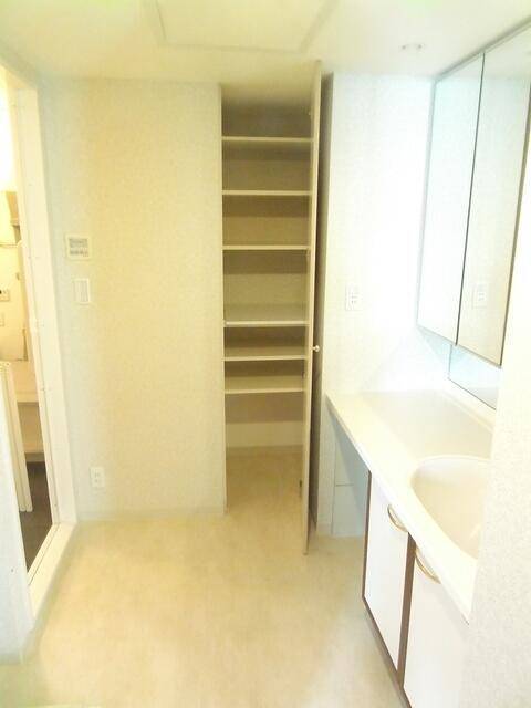 洗面設備　追焚機能付きです