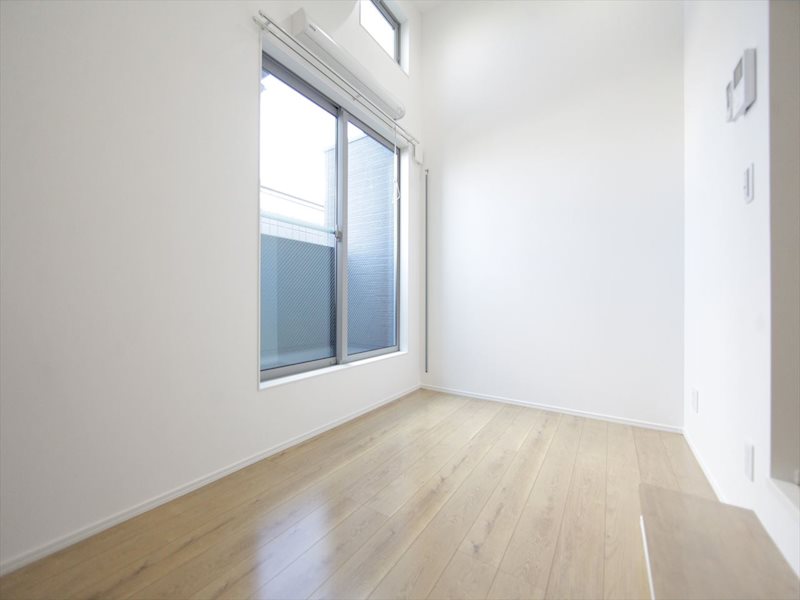 バルコニー　洋室5.1帖　アンダーロフト4.8帖