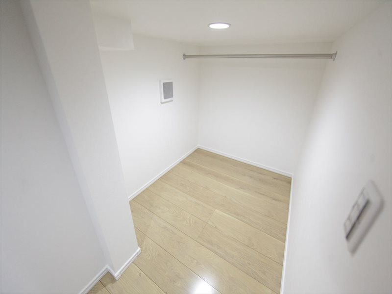 収納　ウォークインクローゼット付（収納充実してます）