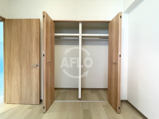 収納　レジディア西天満　クローゼット