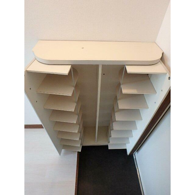 収納　シューズBOX