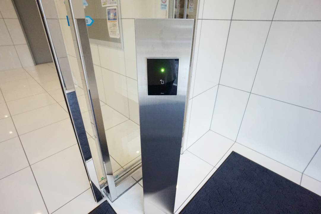 エントランス　オートロック