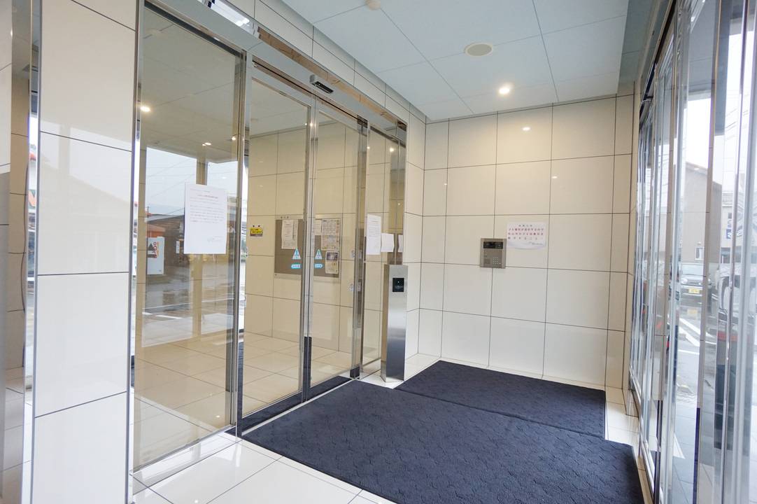 ロビー　エントランス