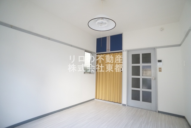 その他部屋・スペース　窓から暖かな日差しが入ります♪