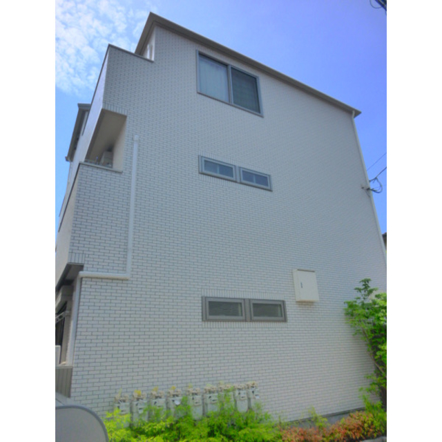 建物外観　２０１６年築